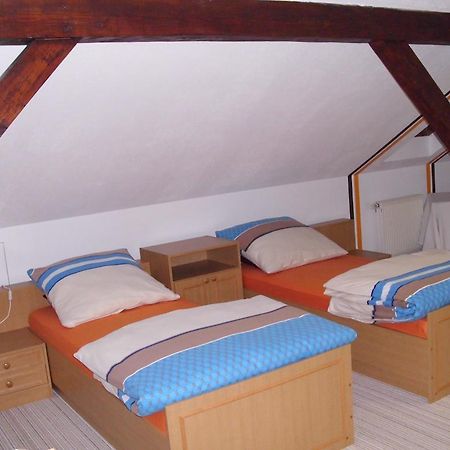 Ferienwohnung Am Dorfplatz Wittenberg Bilik gambar