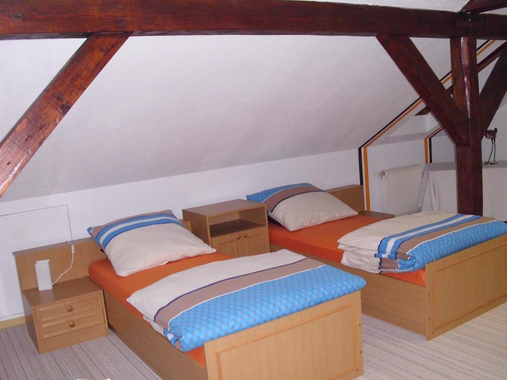 Ferienwohnung Am Dorfplatz Wittenberg Bilik gambar