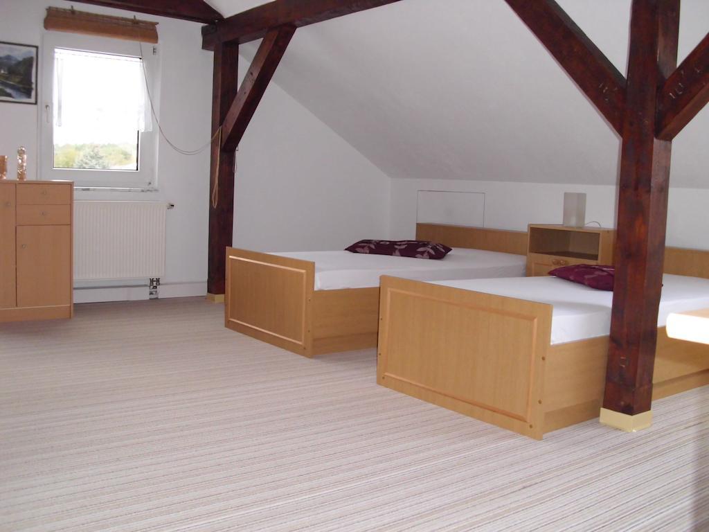 Ferienwohnung Am Dorfplatz Wittenberg Bilik gambar